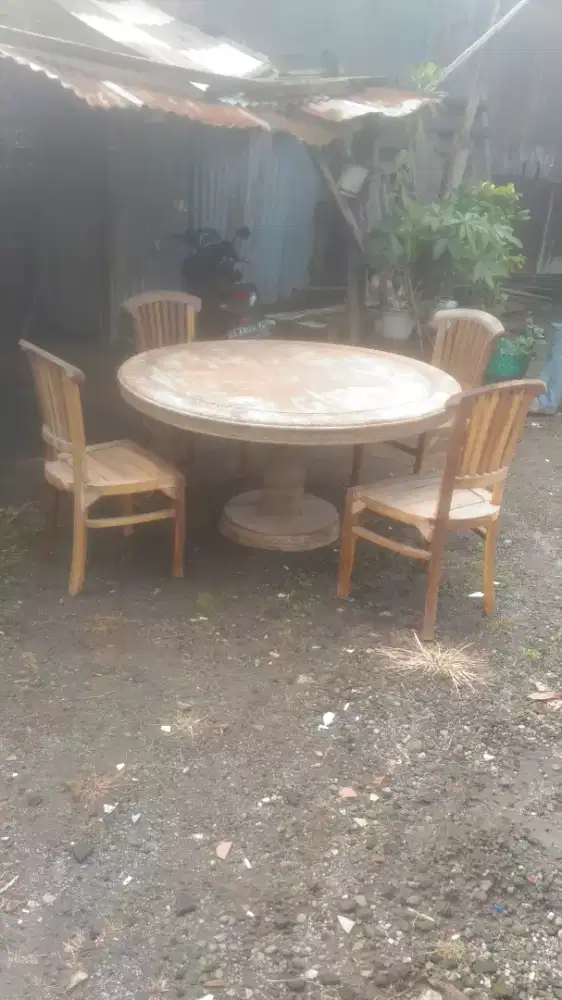 kursi lawasan kembar 4 unit