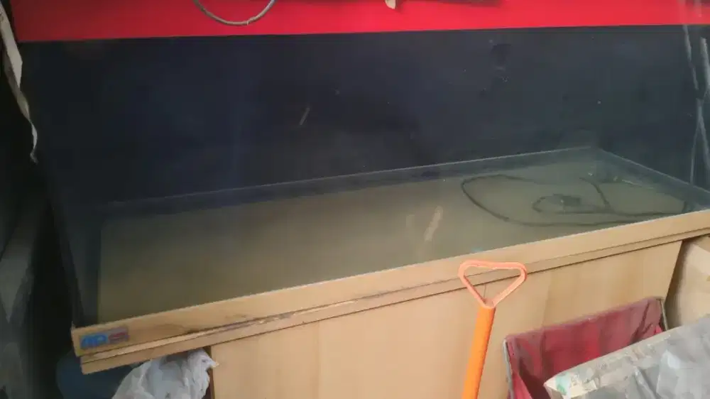 Aquarium eheim jerman extra clear plus meja