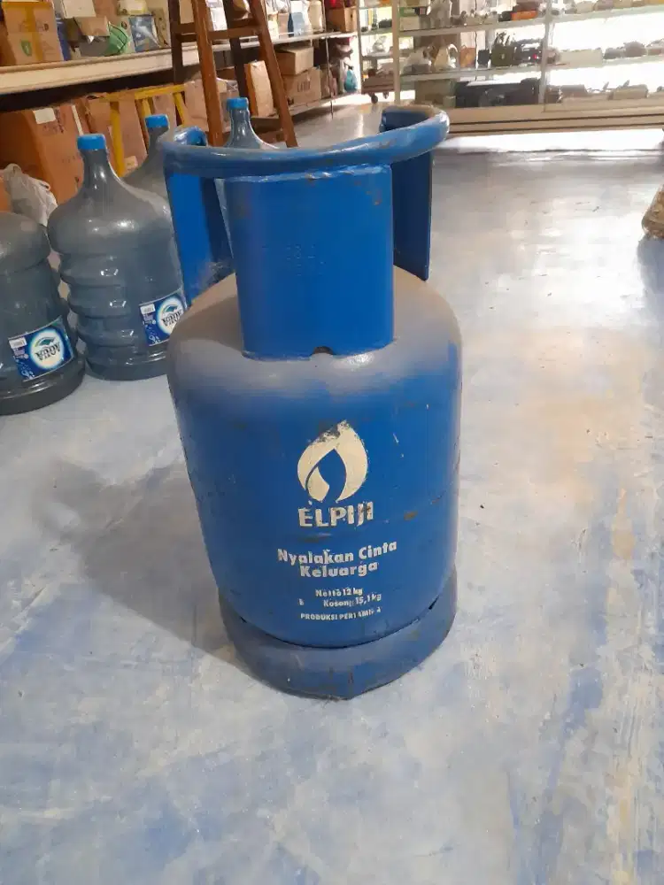 Tabung gas biru 12 kg LPG ( tanpa isi )