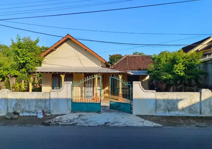 JUAL RUMAH KLASIK BATAS KOTA BLITAR