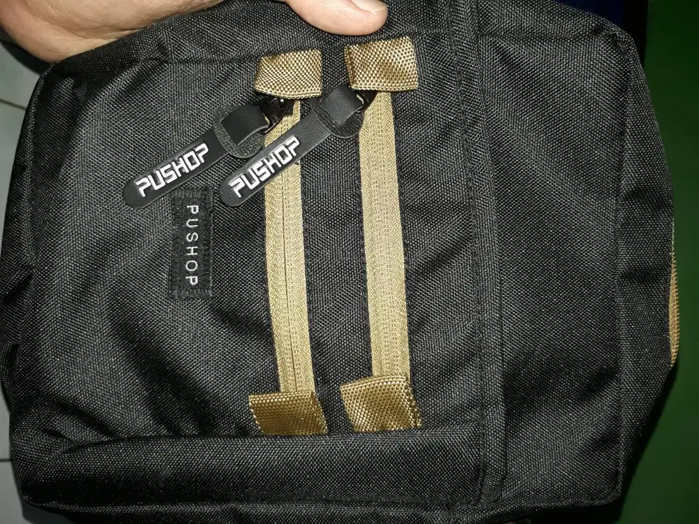 Tas Selempang Pushop