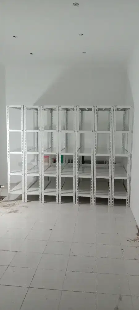 Rak besi siku kuat dan anti karat