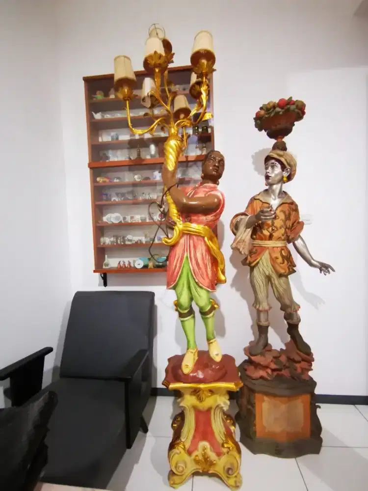 2 buah patung koleksi