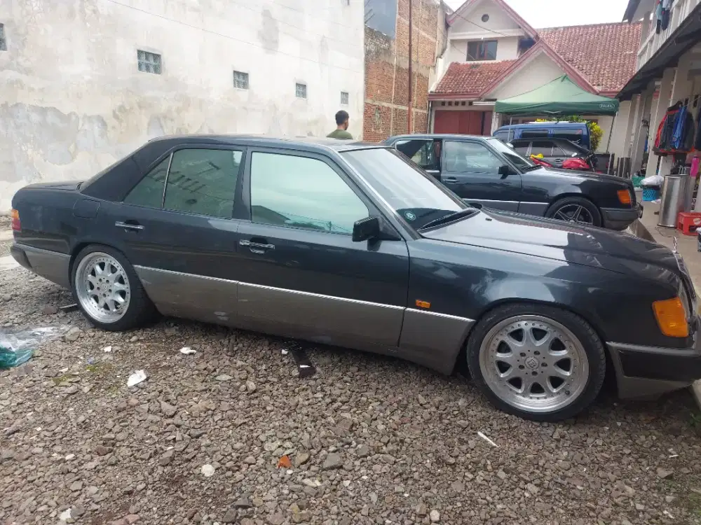 kaca film mobil penolak panas UV