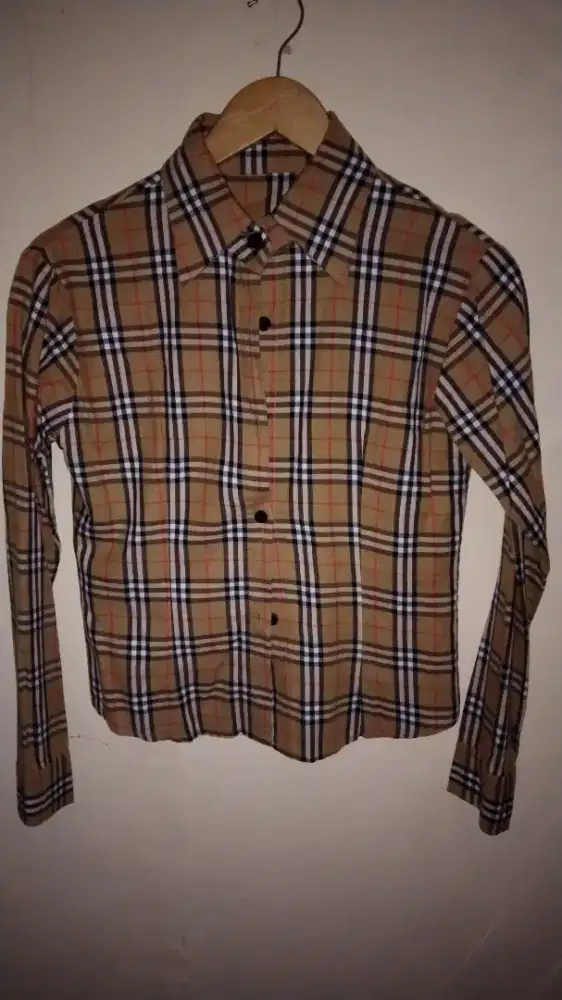 Kemeja plaid coklat