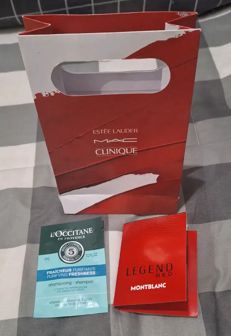 Parfume Montblanc Legend Red 1.2 ml and Loccitane Shampoo New