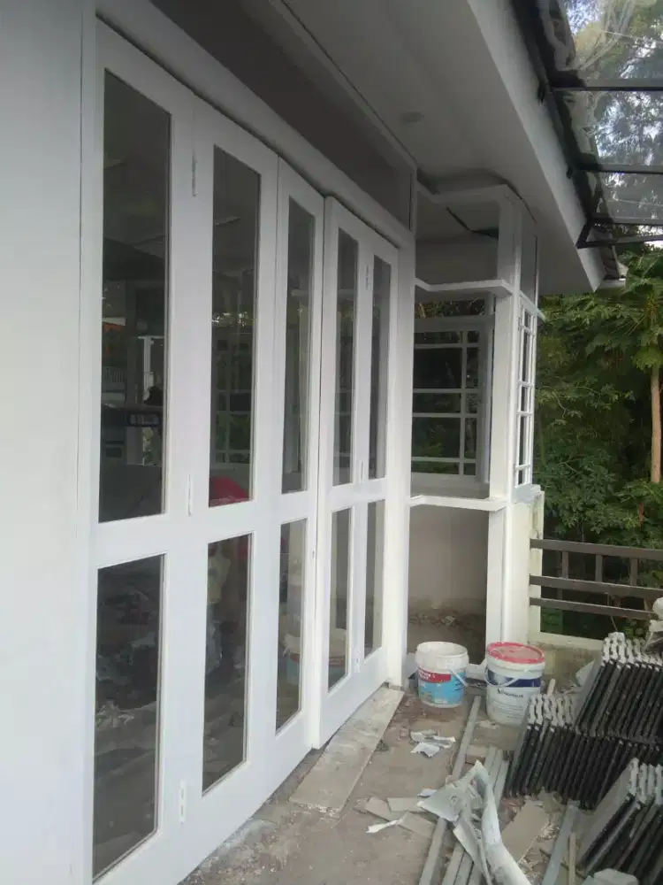 Semprot melamik / cat duco