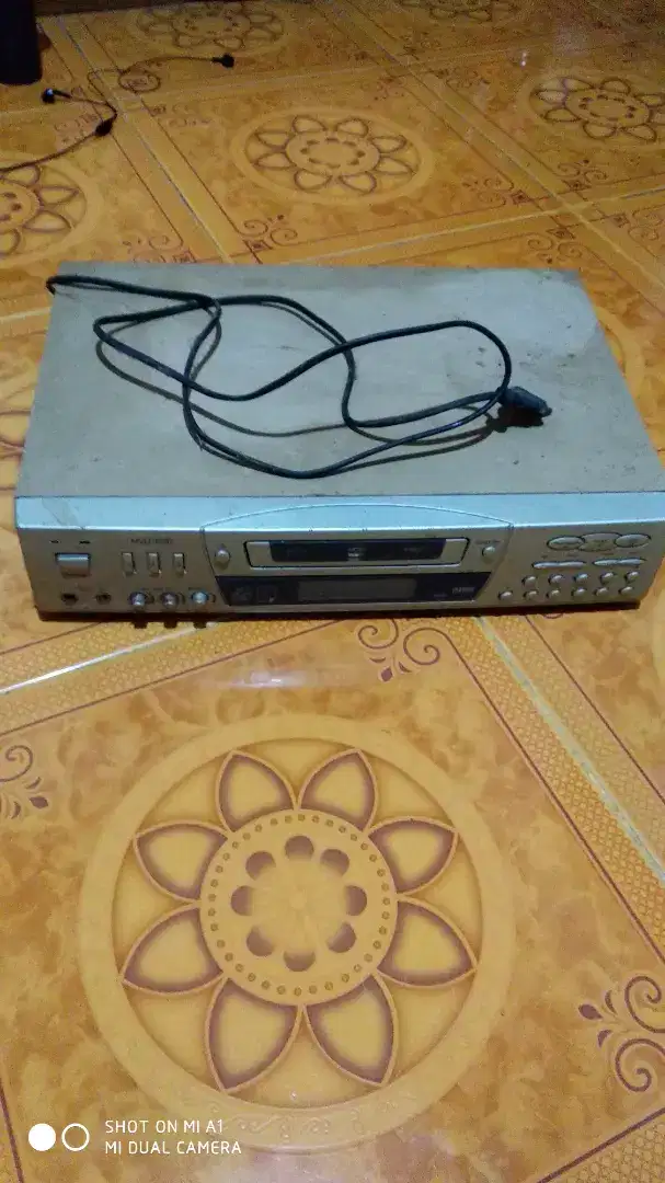 VCD jadul rusak