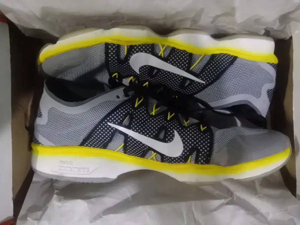 SEPATU RUNING WM NIKE ZOOM FIT AGILITY 2