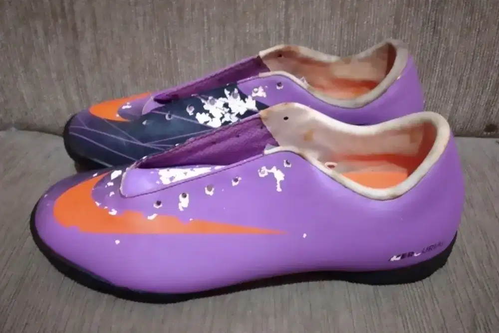 Sepatu futsal nike mercurial