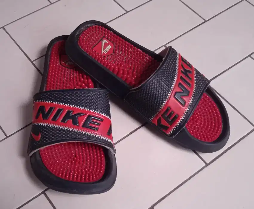 Sandal Kesehatan NIKE Pria Wanita 41 Selop Merah Hitam Istimewa