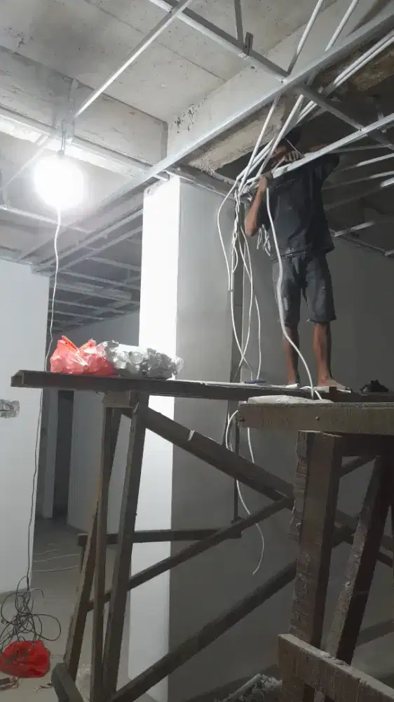 JASA RENOFASI RUMAH DAN BANGUN BARU