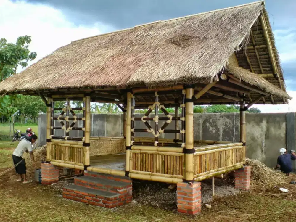 Pembuatan Saung Gazebo - Saung Bambu - Saung Kayu