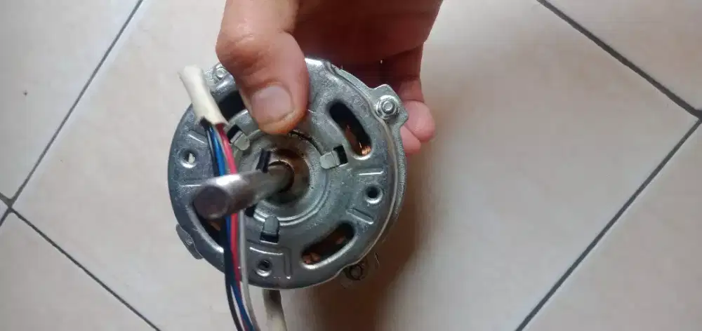 4 DINAMO KIPAS ANGIN