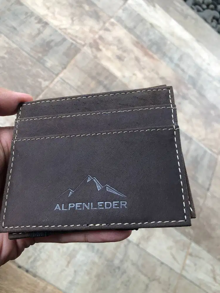 dompet alpenleder
