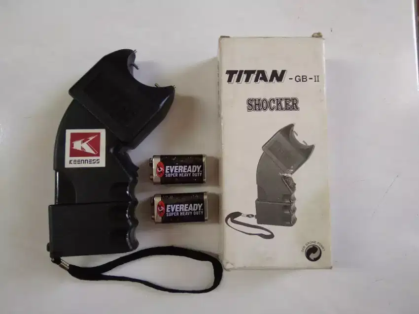 Titan Shocker - Alat Bela Diri Wanita.