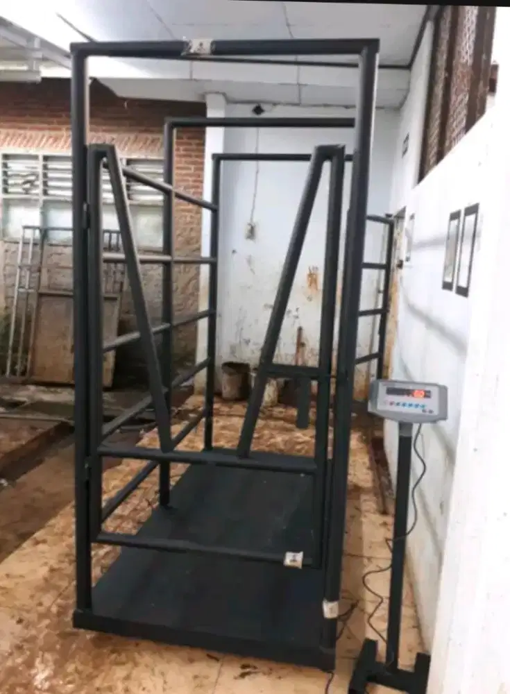 Timbangan sapi Kerangkeng digital kapasitas 2 ton murah bergaransi