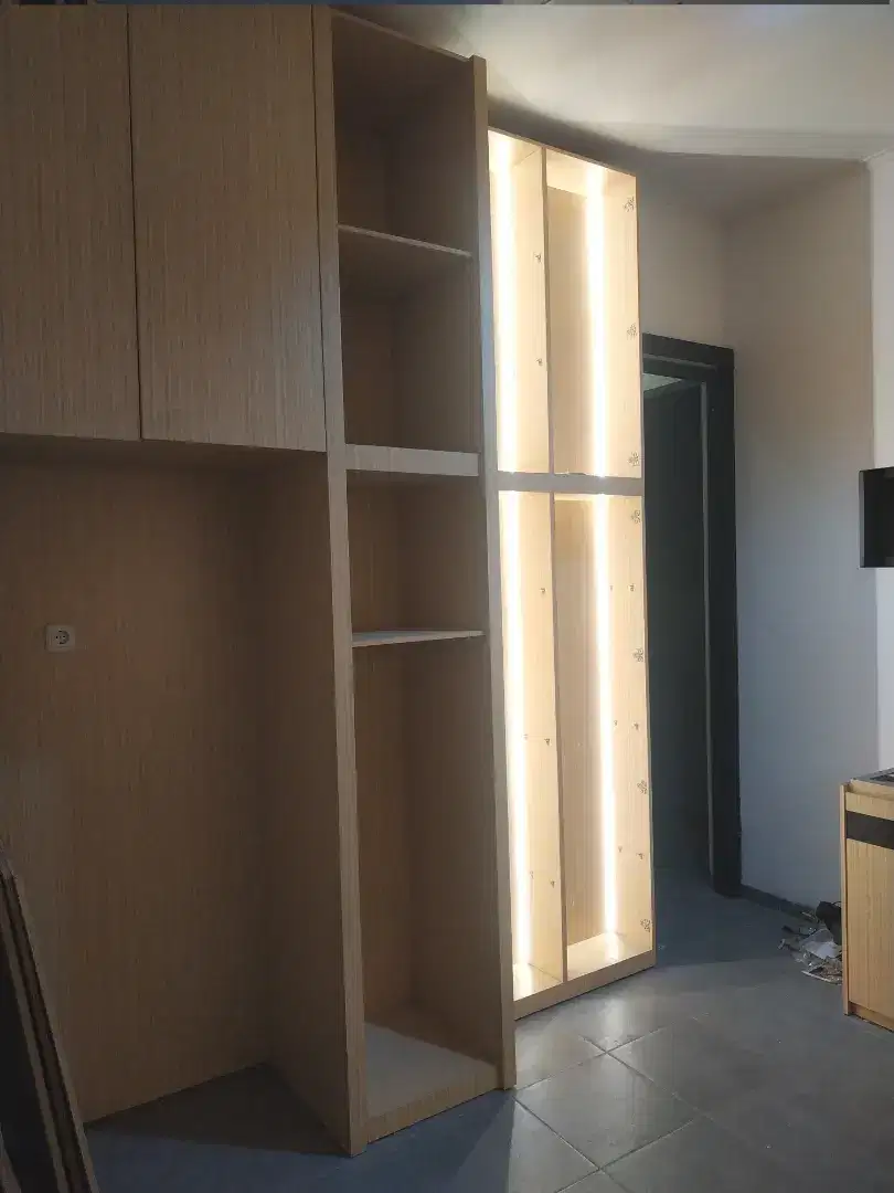 tukang mebel interior HPL multiplek