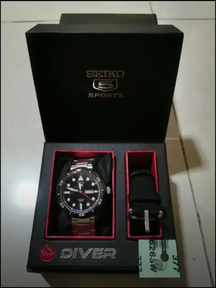 Jam Tangan Pria SEIKO Diver Sport Watch