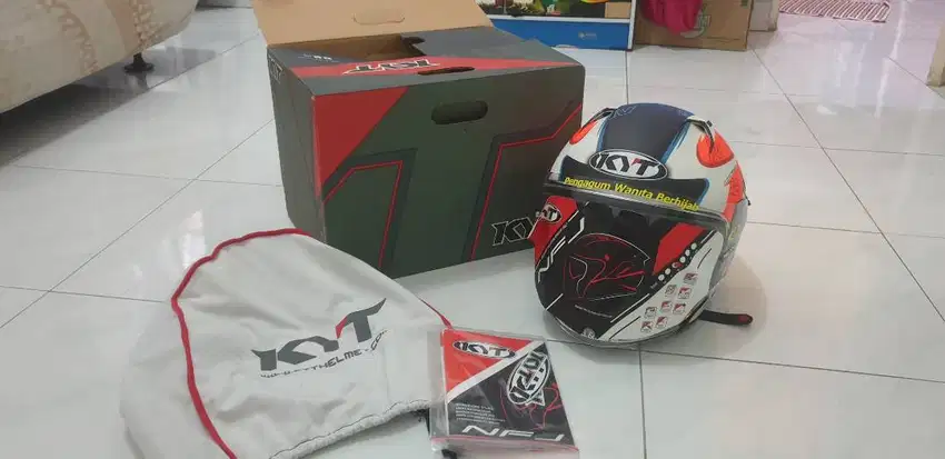 Helm KYT NFJ  limited Vinales