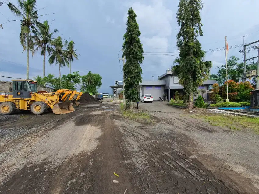 Tanah cocok utk gudang dan industri bonus kantor dan gudang