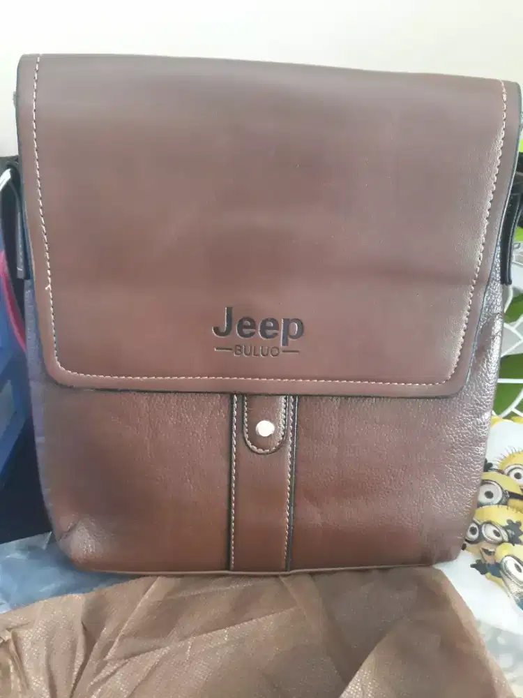 tas selempang merk jeep buluo masih baru