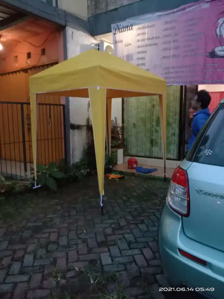 Tenda kafe siap pakai ya
