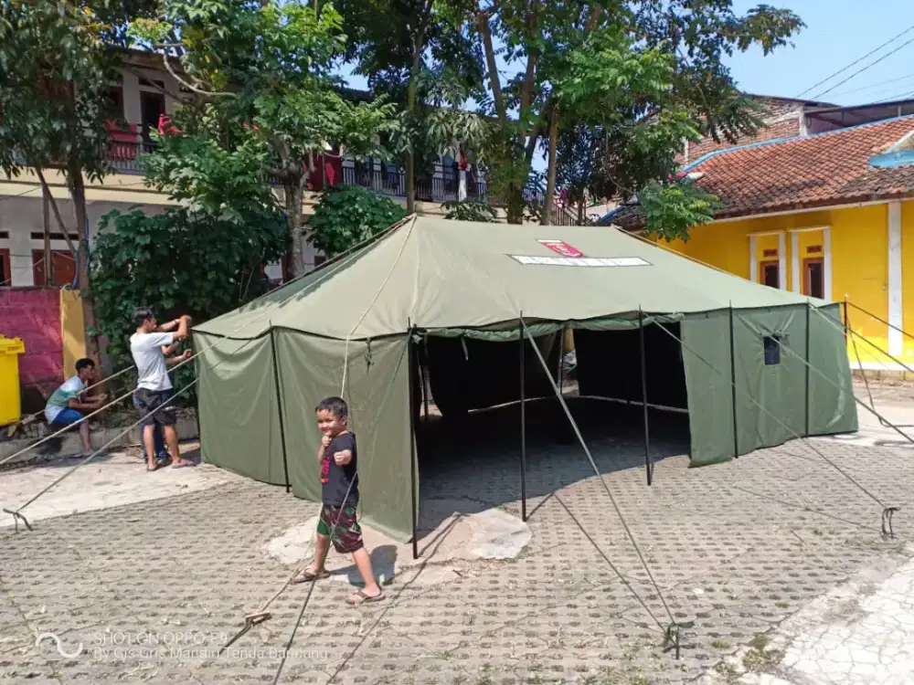 Tenda regu komando