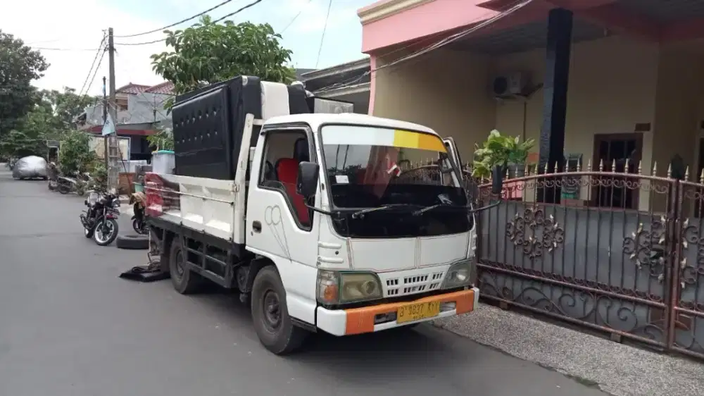 Jasa pindahan rumah dan angkut barang truk engkel(CDE)