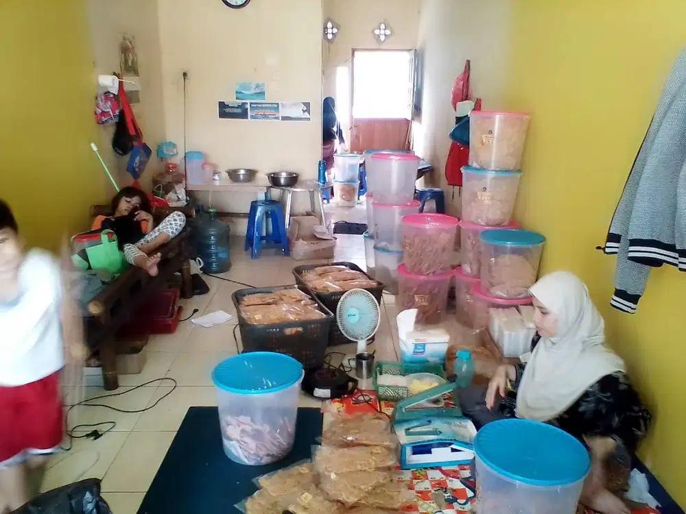 Terima Pesanan Rempeyek aneka rasa toplesan dan kiloan