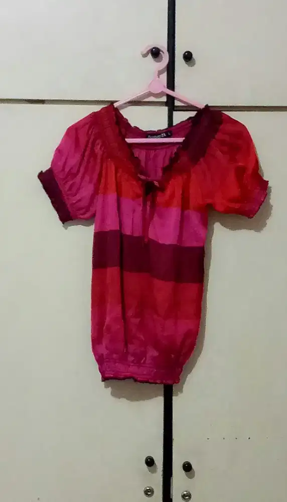 Atasan Merah ForEver1 Size S