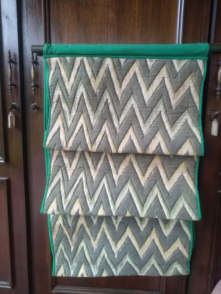 Tempat simpan tas 3 susun Dari batik tenun