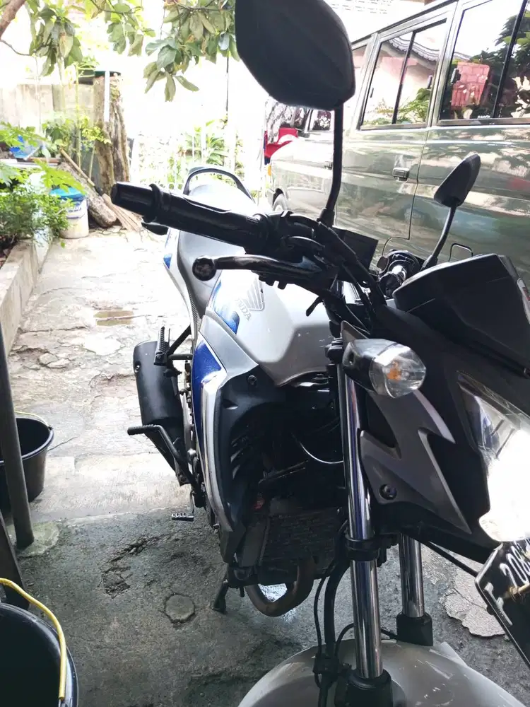 cb 150r olx