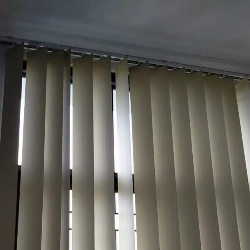 Jual /menerima pesanan vertical blindmurah bergaransi