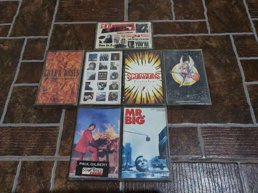 Kaset Pita Band Hardrock Seperti MR Big Gun N Roses