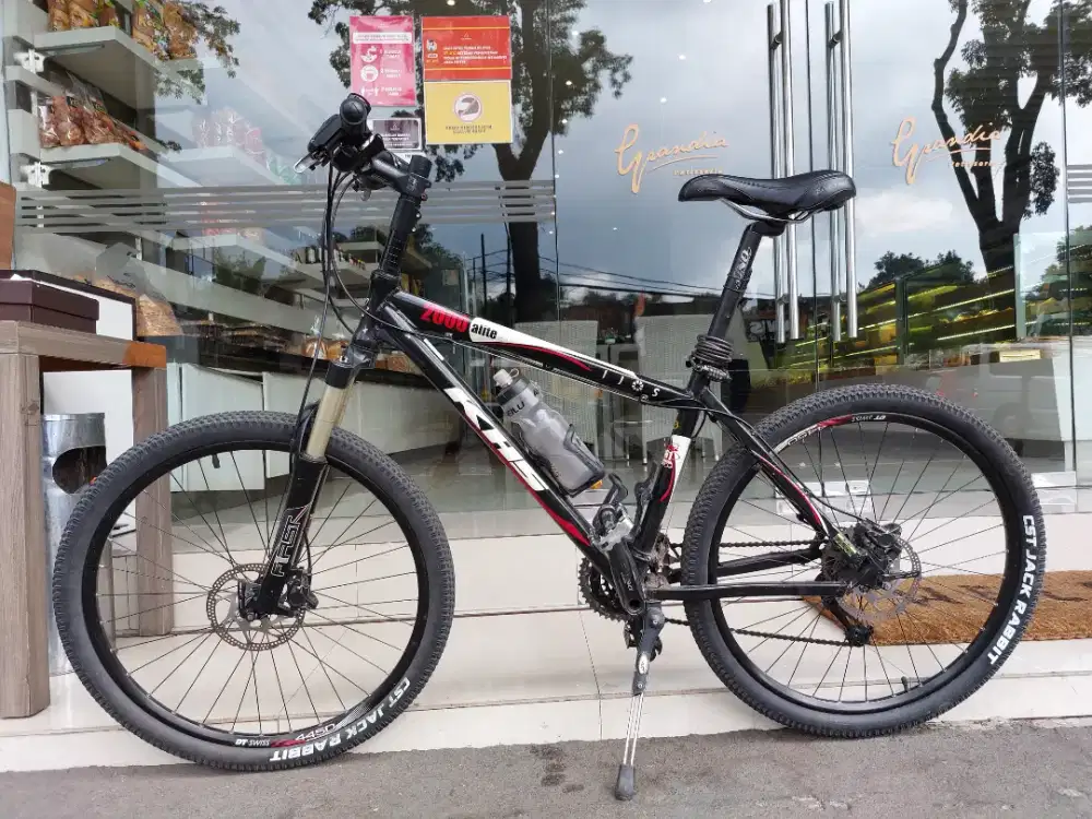 Sepeda MTB KHS alite 2000 ukuran 17