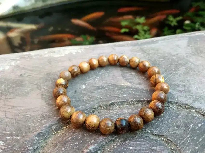 gelang gaharu kalimantan