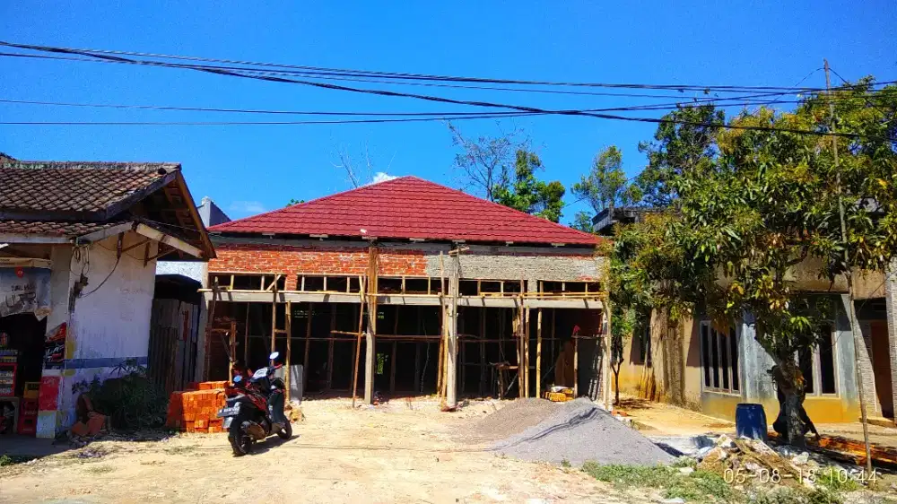 Baja Ringan Genteng Metal Lengkap terpasang