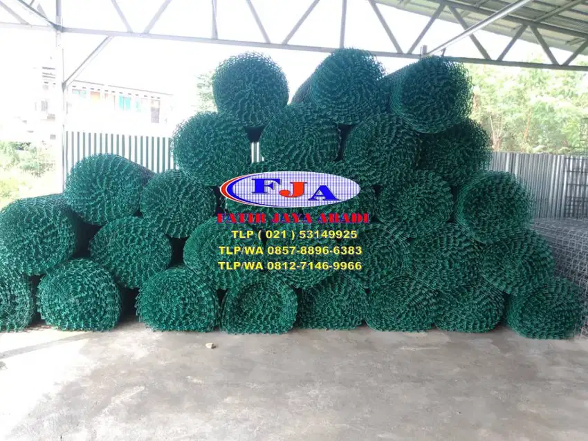 Kawat Harmonika PVC Hijau Tebal 4 mm Lubang 55mm x 55mm