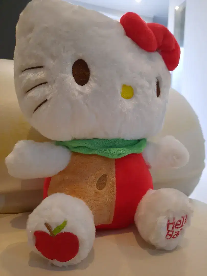 Boneka hello kitty