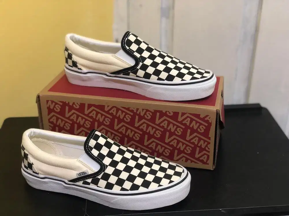 Vans Baru Hitam Putih BW Chekerboard