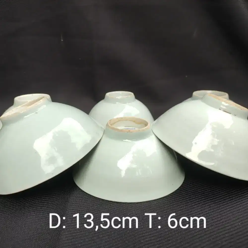 Mangkok Celadon tua