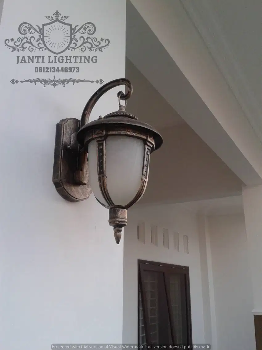 Lampu hias teras klasik