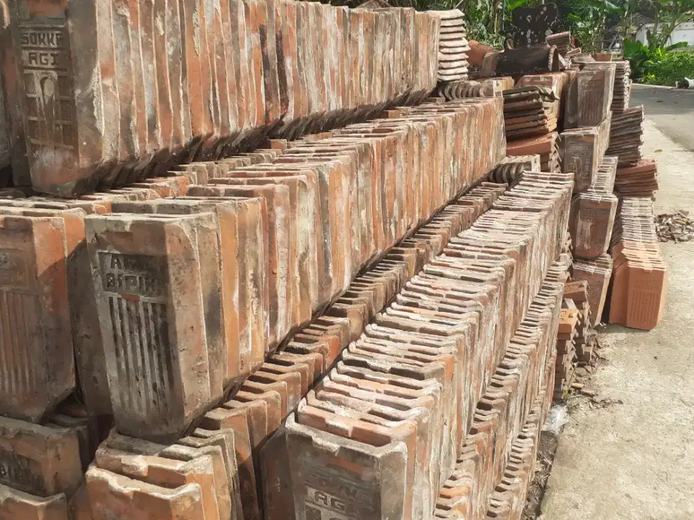 Genteng Paris/Plentong Lawasan/second