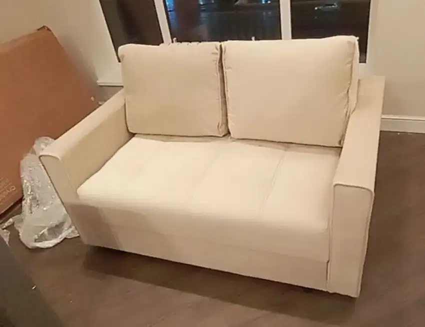 Sofa 2 dudukan minimalis abu abu