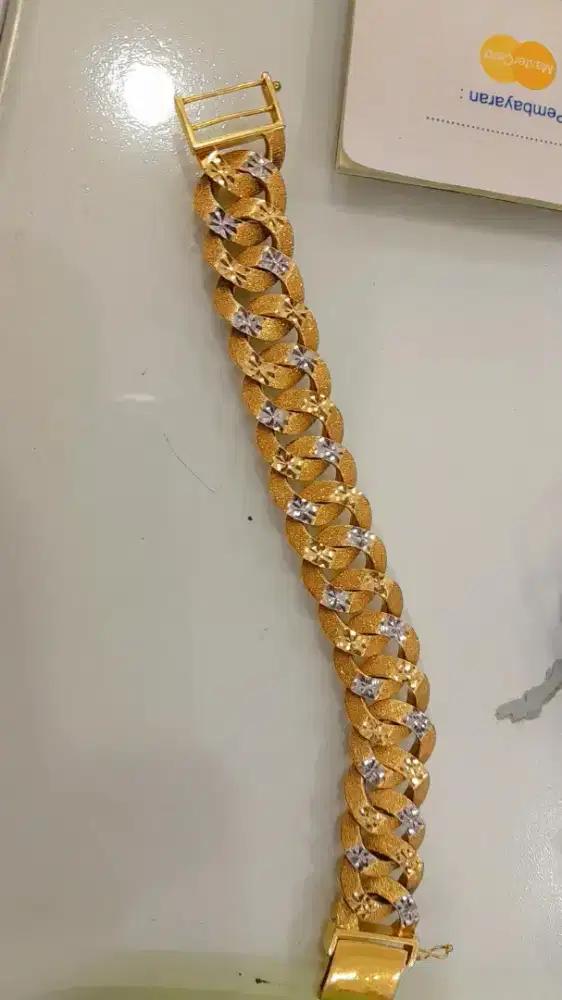 TERIMA JUAL BELI EMAS PERHIASAN DAN LOGAM MULIA