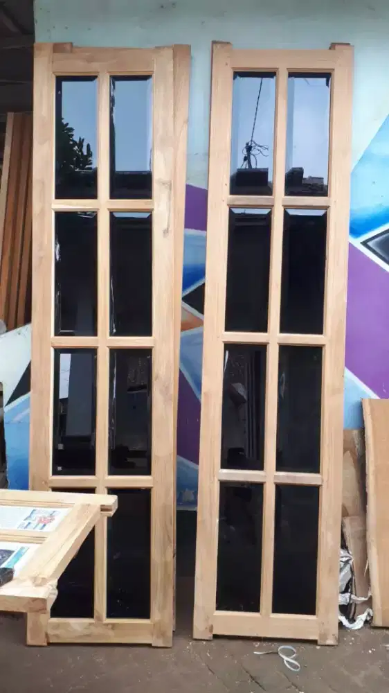 cendela daun kaca utama