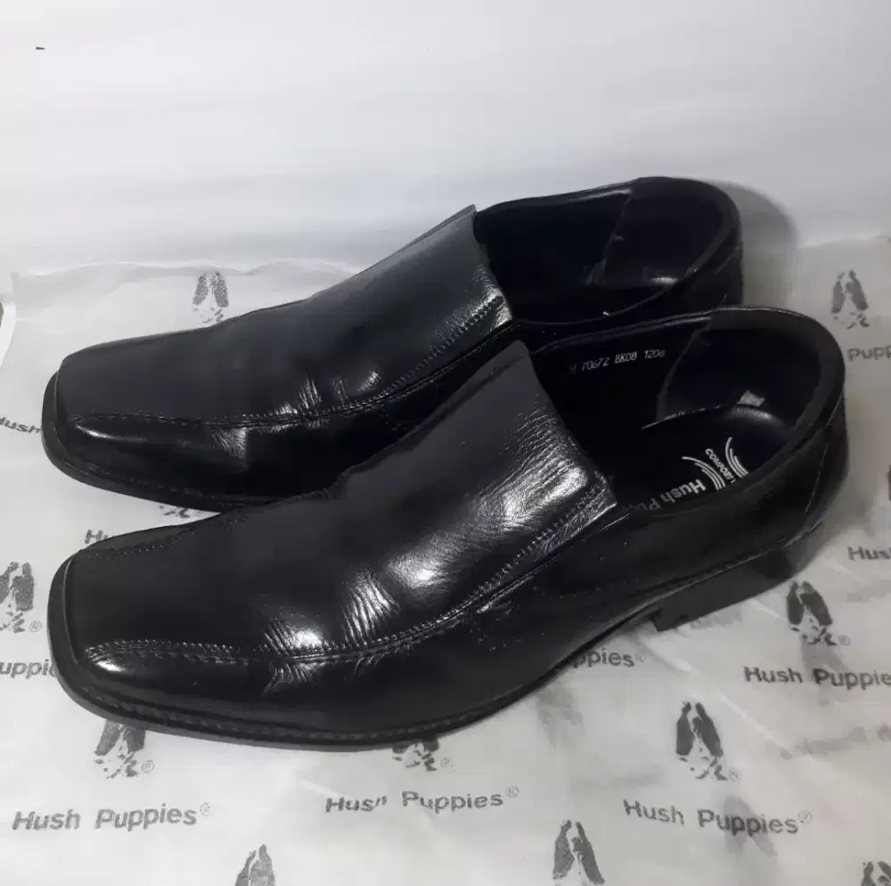 Hush puppies deals comfort walk