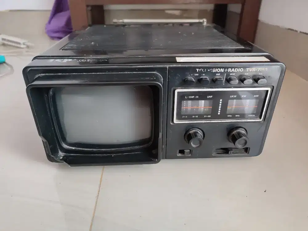 ISP televisi dan radio koleksi antik