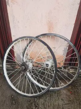 Dijual rim sepeda BMX ukuran 20 sepasang